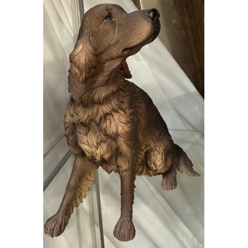 2766 - An unbranded pottery Labrador, made in England & a resin Red Setter dog