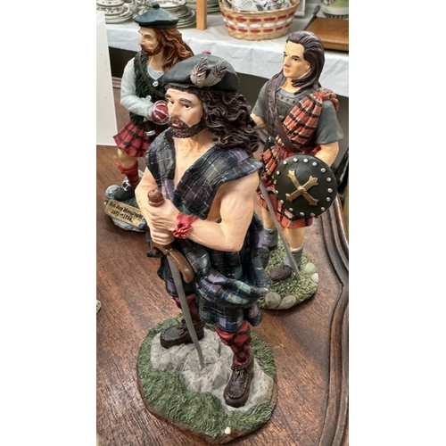 2838 - 16 sculptures of Scottish class figures including Rob Roy etc.