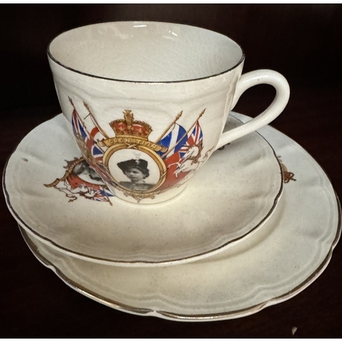 2846 - 2 x 1953 Coronation cup & saucer trios