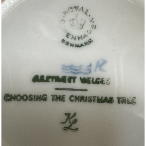 2871 - A Royal Copenhagen coffee cup & saucer. Choosing the Christmas tree