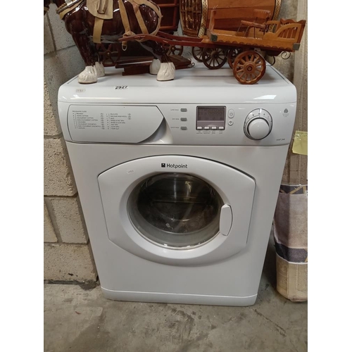 2927 - A Hotpoint HVF344 washing machine