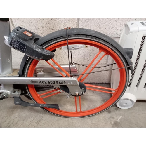 2935 - A Mobike bicycle