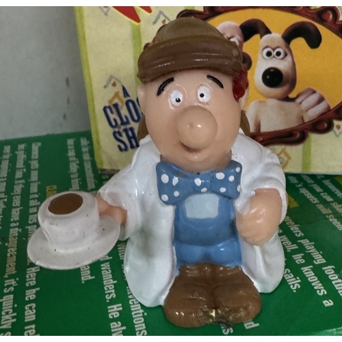 673 - A quantity of Tetley tea folk collectables