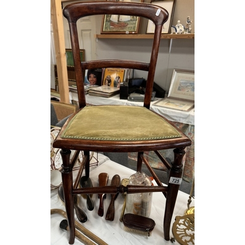 725 - An Edwardian bedroom chair