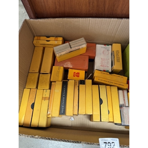 792 - A quantity of slides & a boxed viewer