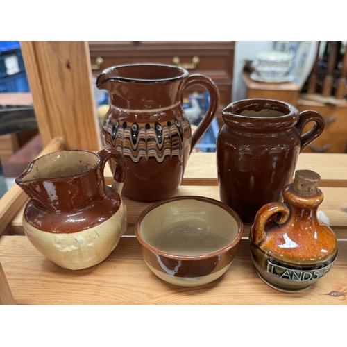 805 - A shelf of mixed vintage china & pottery including small jugs & stein vases etc.