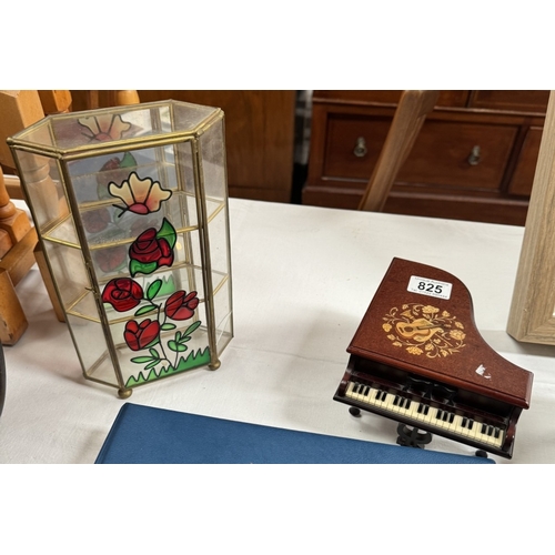 825 - A musical box in the shape of a piano which plays O Solo Mio & a jewellery cabinet