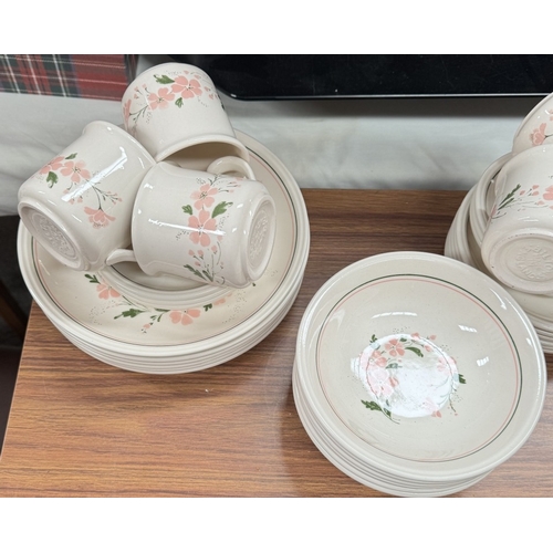 837 - 2 unused dinner sets