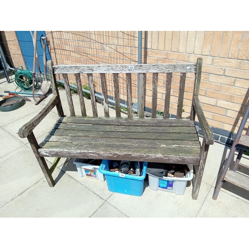 933 - A garden bench