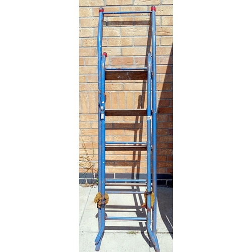 936 - A step ladder