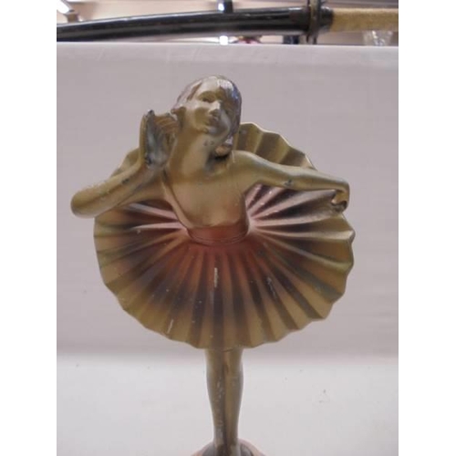 1095 - An art deco ballerina figure.