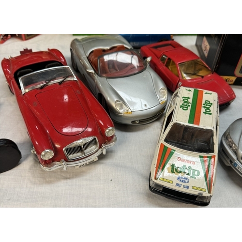 110 - A Maisto 1/18 Jaguar Mark 2 & other large scale diecast