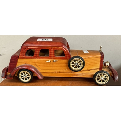 89 - 2 Vintage wooden cars