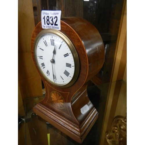 1832 - A mahogany inlaid mantel clock