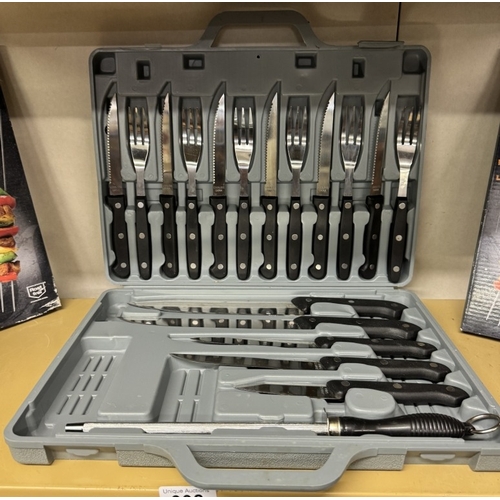 608 - A cased steak knife cutlery carving set