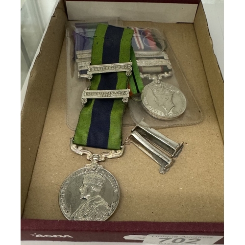 702 - 3 Replica medals