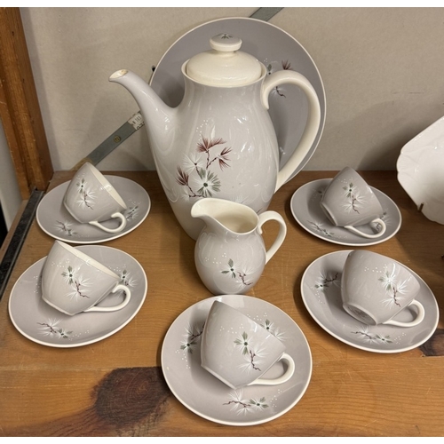 726 - A part Shelly tea set including Coalport & Royal Doulton frost pine coffee set