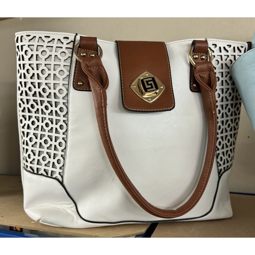 740 - 3 Ladies handbags