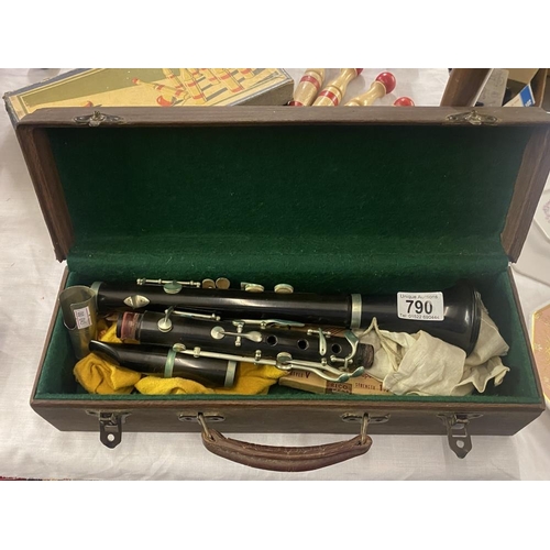 790 - A cased clarinet