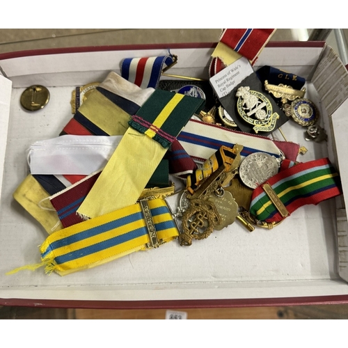 852 - 24 mostly reproduction medals