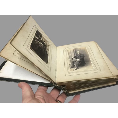 846 - A 19th century photo album with extra photos