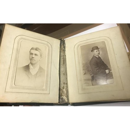 846 - A 19th century photo album with extra photos