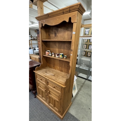 892 - A mid 20th century pine dresser