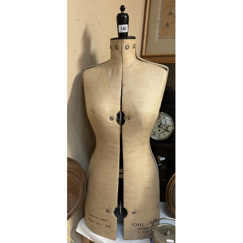 140 - Adjustable mannequin Vintage DRESSMAKER Mannequin. CHIL DAW PIONEER No. 344739 Bust 32 - 39. Can be ... 