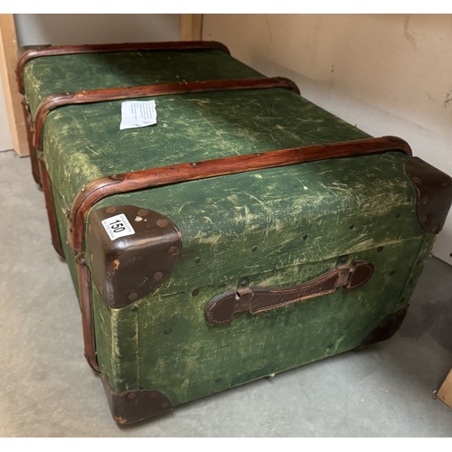 150 - Green steamer trunk Good Vintage Steamer Trunk, good size. Leather handle and corners. Makers Label ... 