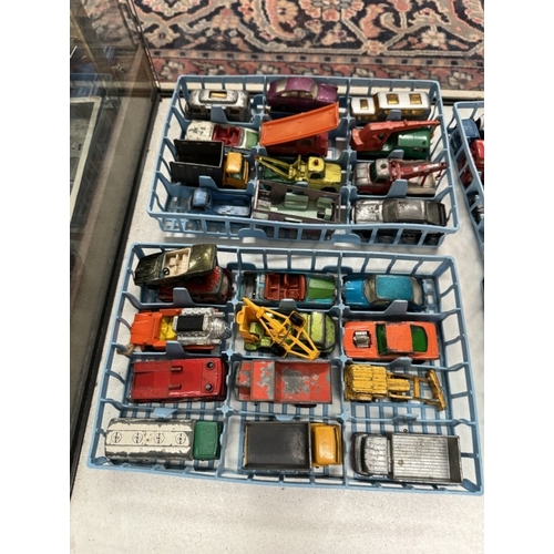 184 - A quantity of Matchbox cars with a collectors carry case in a/f condition