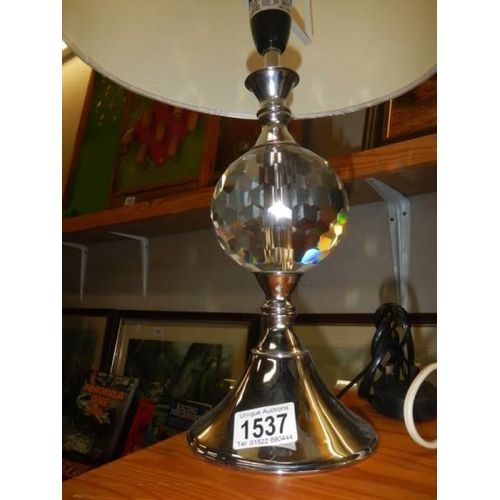 1537 - Two modern table lamps.