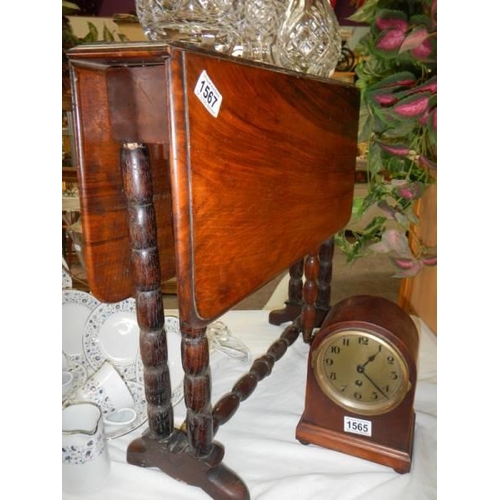 1567 - A small Victorian mahogany drop side table, COLLECT ONLY.