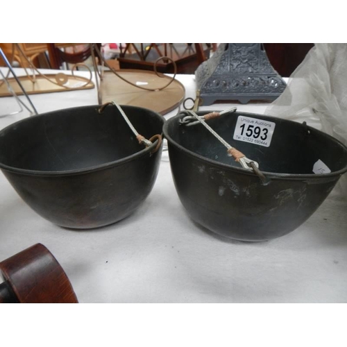 1593 - A set of brass and copper Victorian hanging scales.