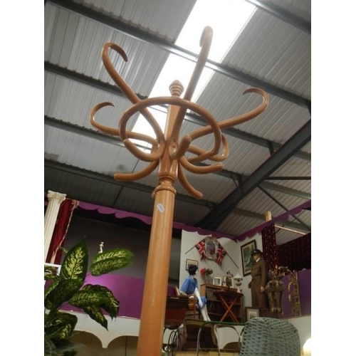 1607 - A bentwood hat stand. COLLECT ONLY