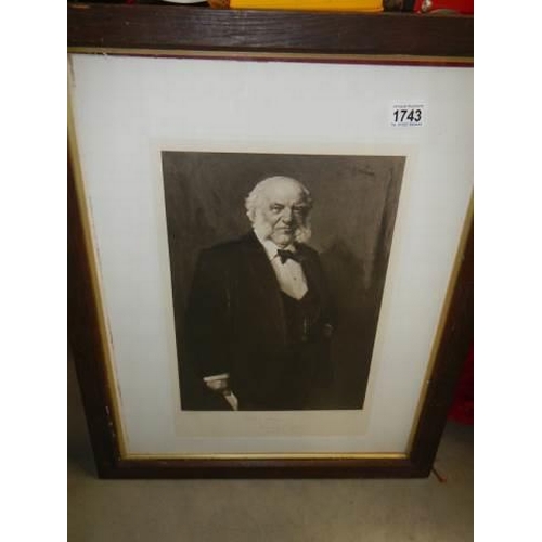 1743 - An early 20th century framed portrait photograph of a gentleman, COLLECT ONLY.