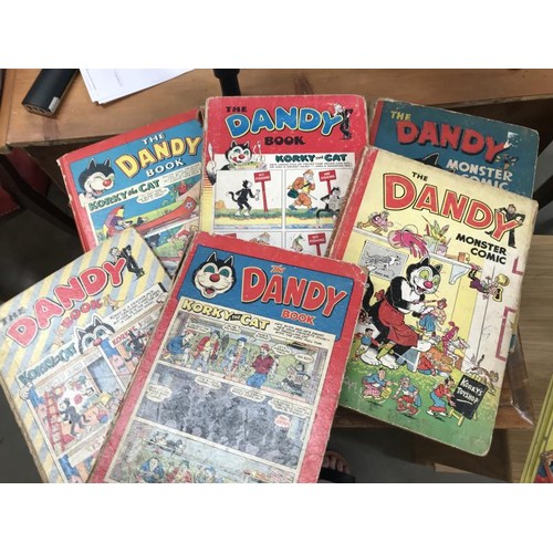 1512 - A large quantity of distressed children's annuals including Dandy.