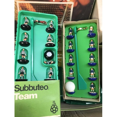 129 - A quantity of vintage toys including Subbuteo, marbles etc