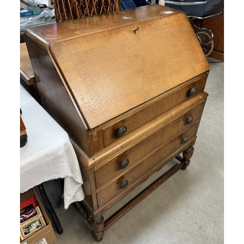 108 - A 1950's bureau