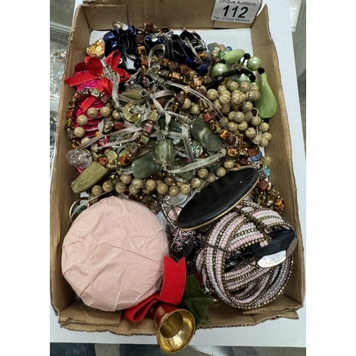 112 - A tray of mixed costume jewellery