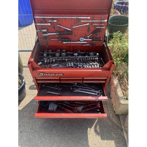 261 - A Snap-on tool box & a Mac toolbox with some Snap-on tools & others