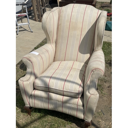 250A - A cream armchair A/F