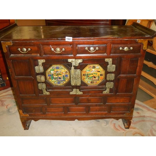 1561 - A good quality Chinese cabinet. COLLECT ONLY.