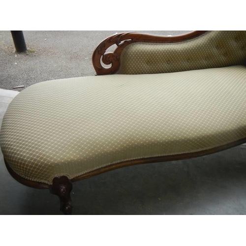 1578 - An Edwardian mahogany framed chaise longue. COLLECT ONLY.