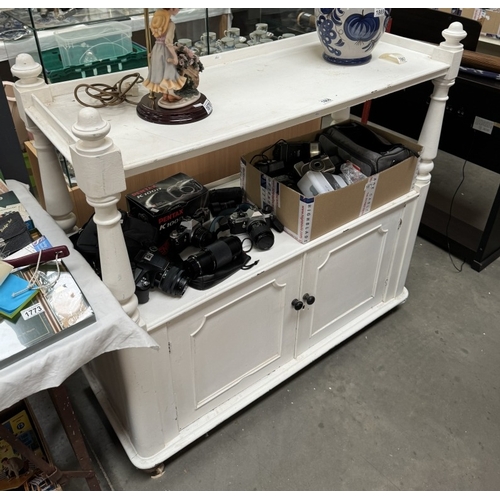 1868 - A Shabby Chic cupboard