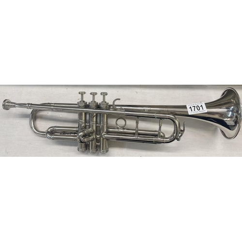 1701 - A trumpet