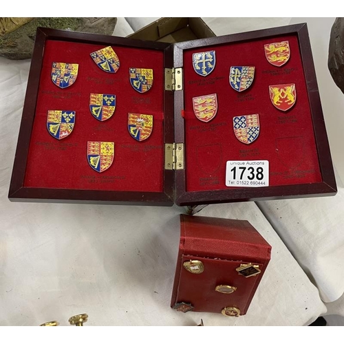 1738 - A quantity of Kings & Queens of Great Britain pin badges