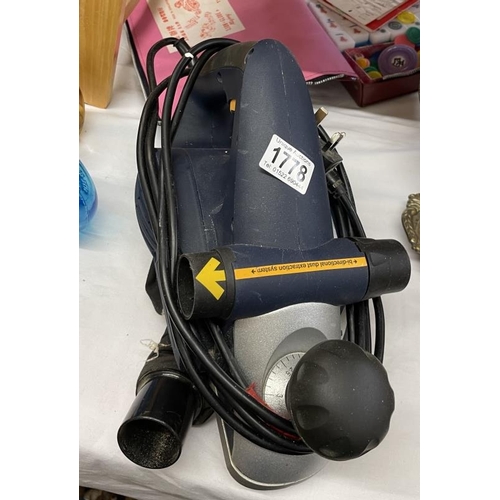 1778 - A Pro electric planer with bag (untested)