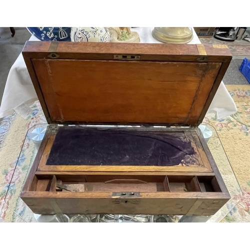 1797 - A writing box/slope (no key & some renovation needed)