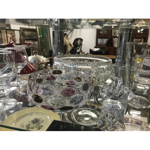 1724 - A large quantity of glassware including decorative bowl, brass pin & glasses etc