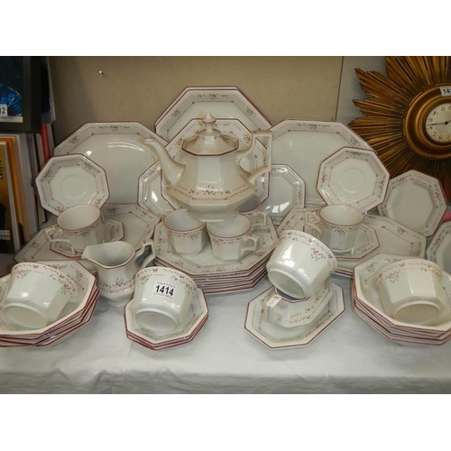 1414 - In excess of forty pieces of china tea and dinner ware, COLLECT ONLY.